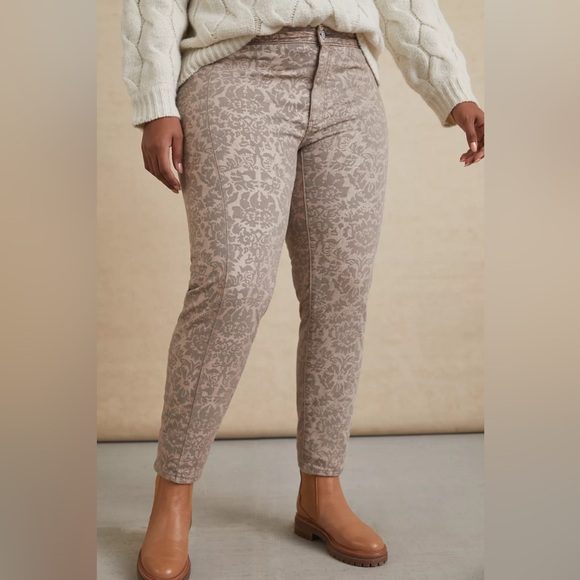 Pilcro Pants - Pilcro Anthropologie Flocked High Rise “Leggings” size 16W